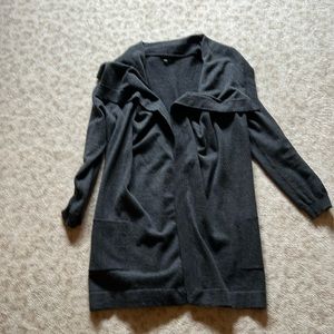Theory charcoal cardigan petite